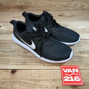 NEW: SZ 8: Nike Women's Roshe G 'Black White' Spikeless Golf Cleats: CD6066-001